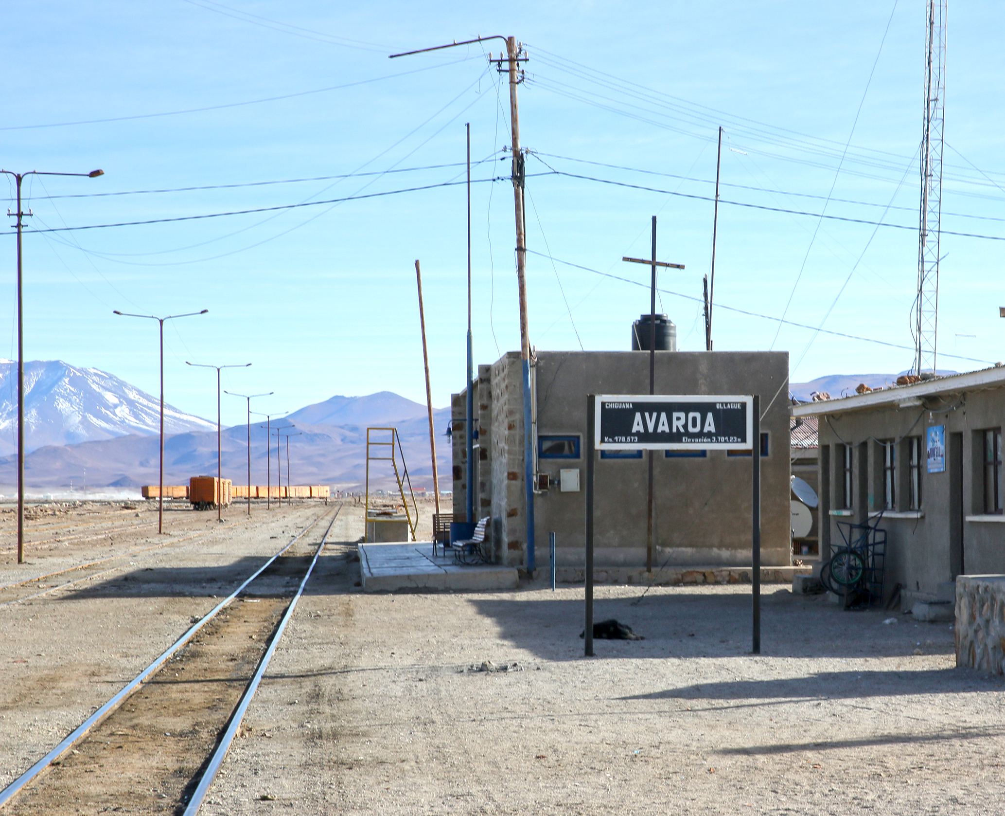 Bolivie - Salar de Uyuni, la gare.
